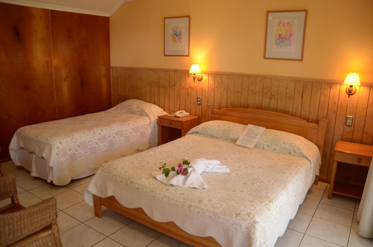 Hotel Manutara Hanga Roa Esterno foto