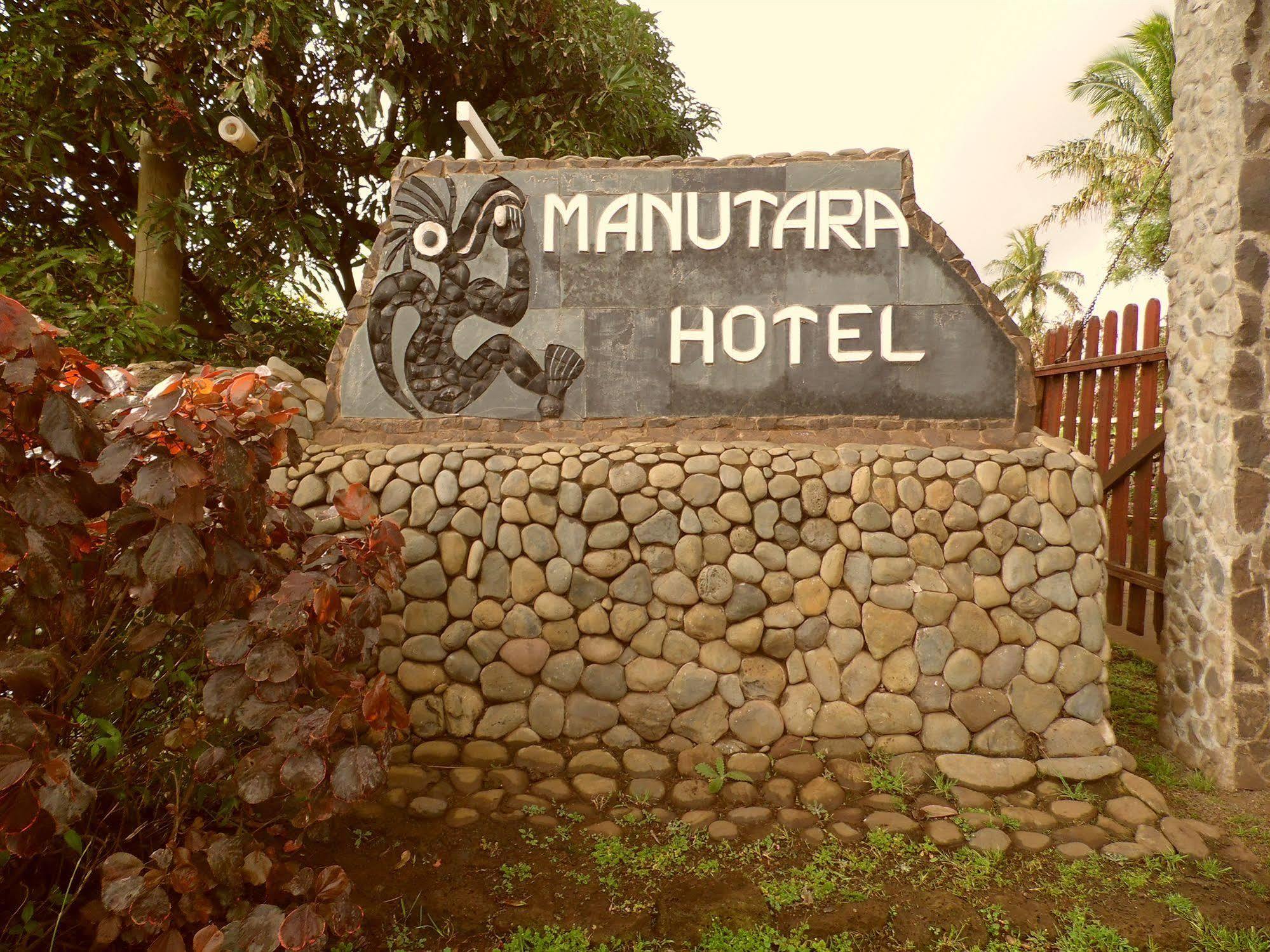 Hotel Manutara Hanga Roa Esterno foto
