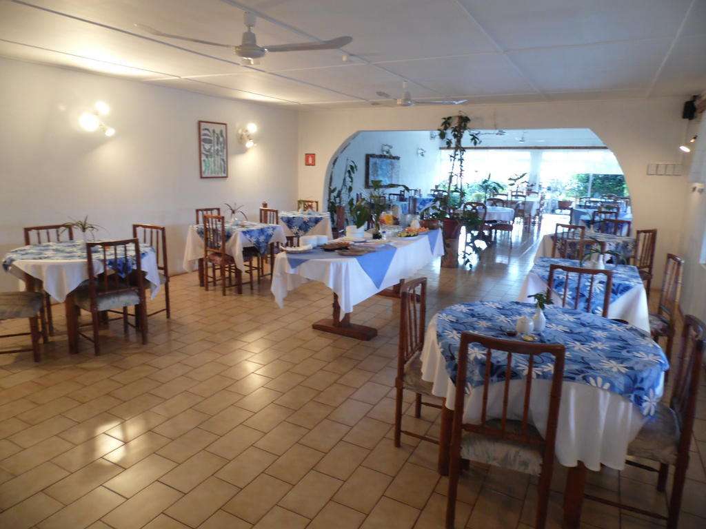 Hotel Manutara Hanga Roa Esterno foto